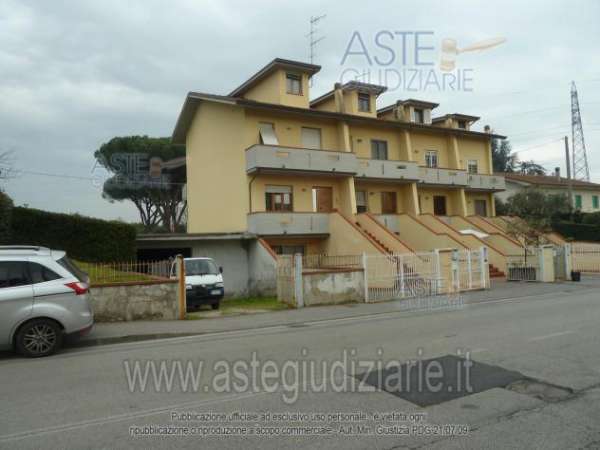 Foto IMMOBILI-IMMOBILE COMMERCIALE-Via delle mimose