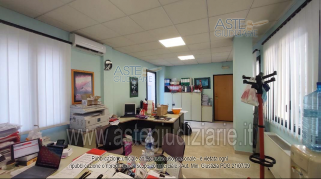 Foto IMMOBILI-IMMOBILE COMMERCIALE-Via stesicoro, 25