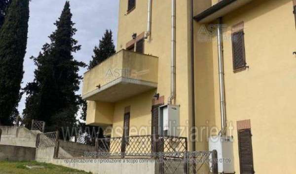 Foto IMMOBILI-IMMOBILE RESIDENZIALE-06055 marsciano pg, italia