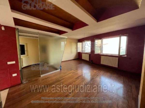 Foto IMMOBILI-IMMOBILE RESIDENZIALE-85010 pignola pz, italia