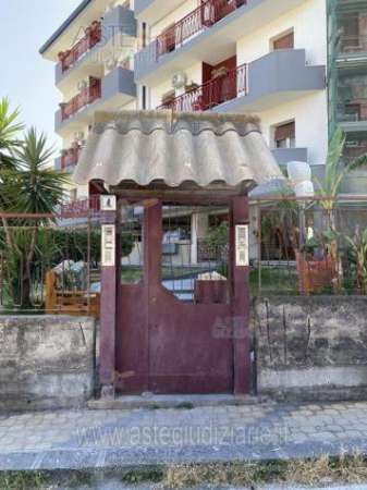 Foto IMMOBILI-IMMOBILE RESIDENZIALE-Largo giovanni meli, 4, 95123 catania ct, italia