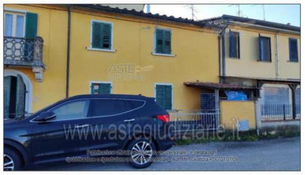 Foto IMMOBILI-IMMOBILE RESIDENZIALE-Localit  bottegone, via del leone n. 11