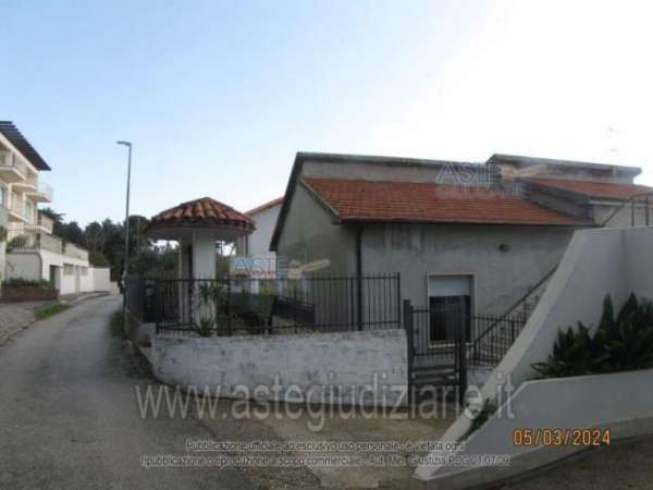 Foto IMMOBILI-IMMOBILE RESIDENZIALE-Str. iacone, 13, 65125 pescara pe, italia