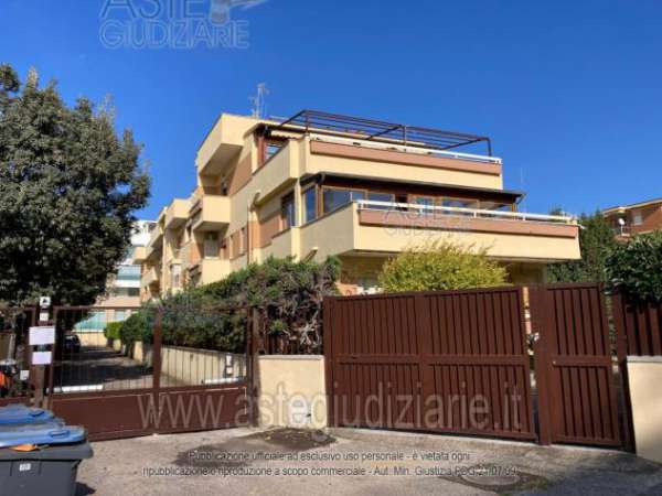 Foto IMMOBILI-IMMOBILE RESIDENZIALE-Via badino 148  scala b, piano 2 int.5