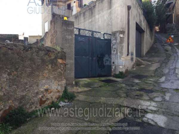 Foto IMMOBILI-IMMOBILE RESIDENZIALE-Via carlo alberto 2