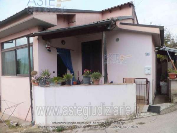 Foto IMMOBILI-IMMOBILE RESIDENZIALE-Via castagnola, 22, 03100 frosinone fr, italia