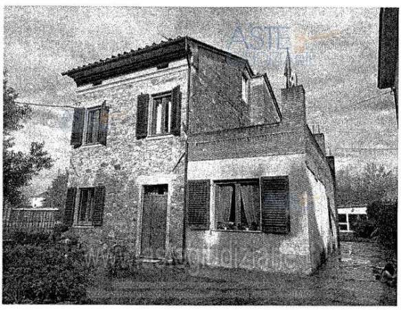 Foto IMMOBILI-IMMOBILE RESIDENZIALE-Via della chiesa n.9 fraz. santa margherita