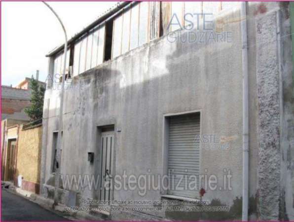 Foto IMMOBILI-IMMOBILE RESIDENZIALE-Via eritrea n. 23