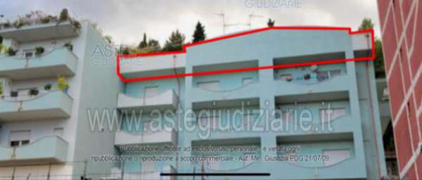 Foto IMMOBILI-IMMOBILE RESIDENZIALE-Via frentana