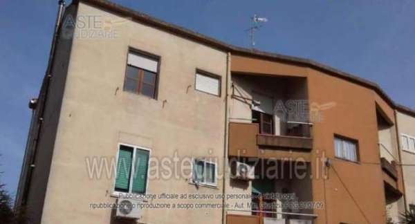 Foto IMMOBILI-IMMOBILE RESIDENZIALE-Via gramsci n.20