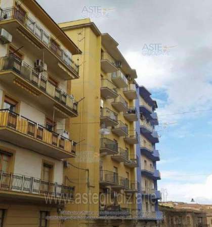 Foto IMMOBILI-IMMOBILE RESIDENZIALE-Via redentore 175