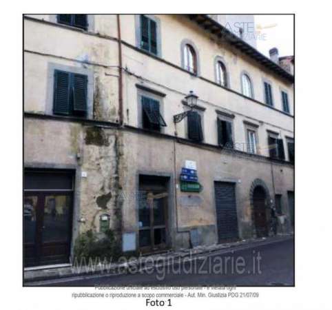 Foto IMMOBILI-IMMOBILE RESIDENZIALE-Via serraglia 15