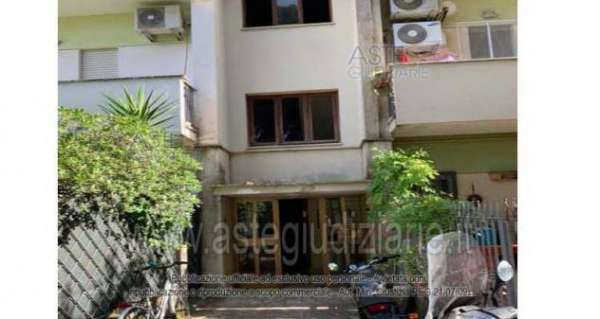 Foto IMMOBILI-IMMOBILE RESIDENZIALE-Via signorelli, 10, 04019 terracina lt, italia