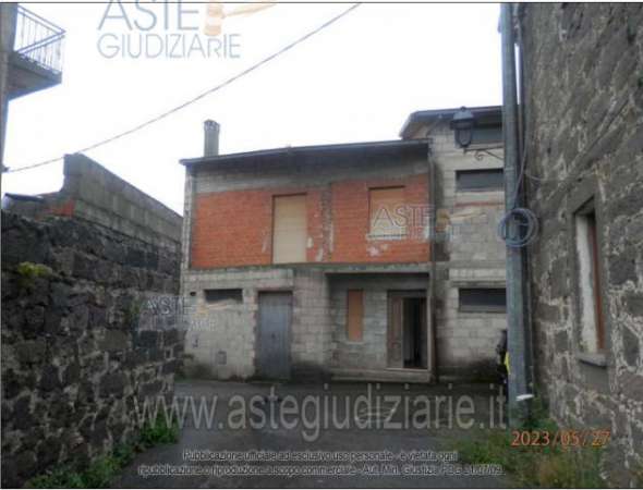 Foto IMMOBILI-IMMOBILE RESIDENZIALE-Vico i cavalier agus n. 14 - ghilarza