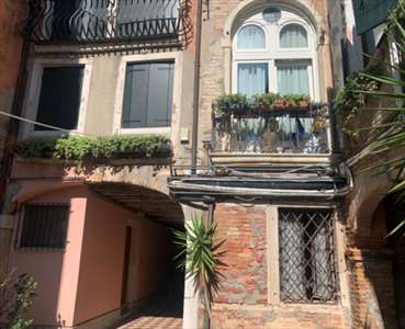 Foto in Vendita, 4,5 Locali, 105,5 mq, Venezia (Castello)