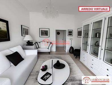 Foto in Vendita, 4 Locali, 136 mq, Trani (Centro)