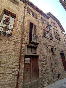 Foto in Vendita, 5 Locali, 115 mq, Todi (Centro Storico)