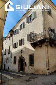 Foto in Vendita, 5 Locali, 184 mq, Ferentino