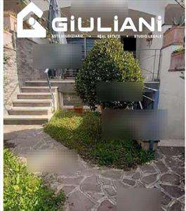 Foto in Vendita, 6 Locali, 126 mq, Anzio