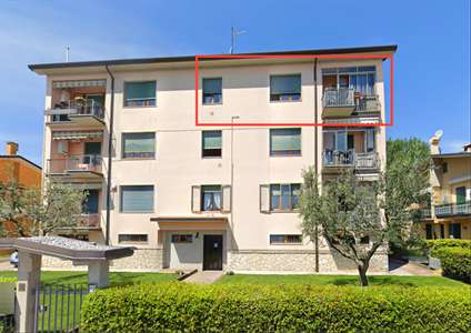 Foto in Vendita, pi� di 6 Locali, 104 mq, Sirmione