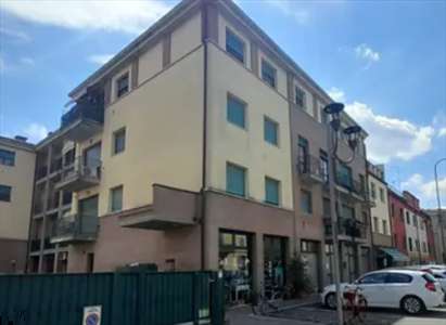 Foto in Vendita, pi� di 6 Locali, 117 mq, Noceto