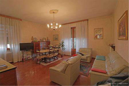 Foto in Vendita, pi� di 6 Locali, 150 mq, Pontremoli