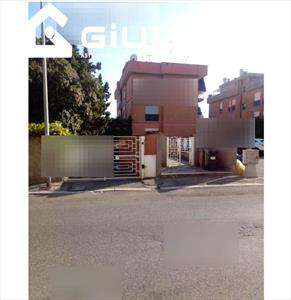 Foto in Vendita, pi� di 6 Locali, 245 mq, Terracina