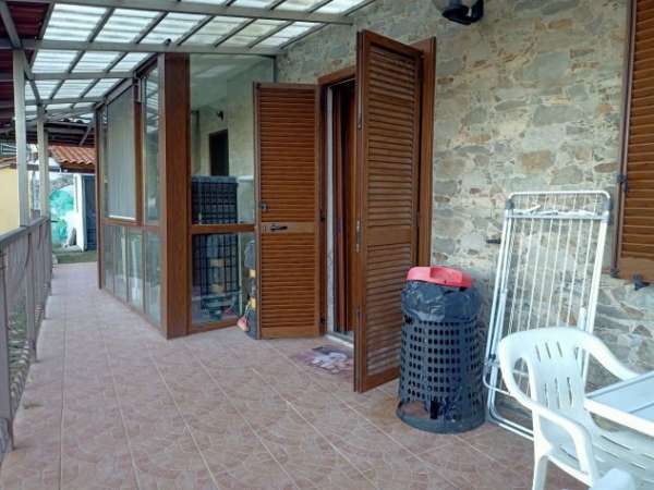Foto INCANTEVOLE CASETTA INDIPENDENTE STILE BAITA