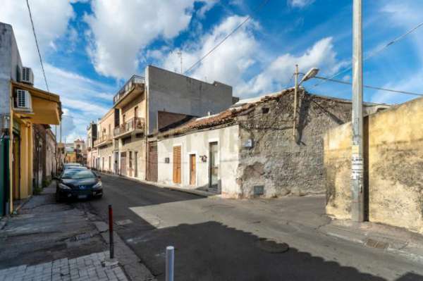 Foto Indipendente in vendita a Gravina di Catania