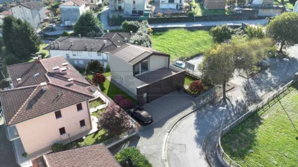 Foto Indipendente in vendita a Valdagno