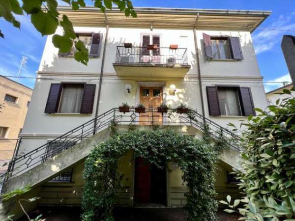 Foto LA VILLA Di GABRIELE Corso Repubblica. Alfonsine