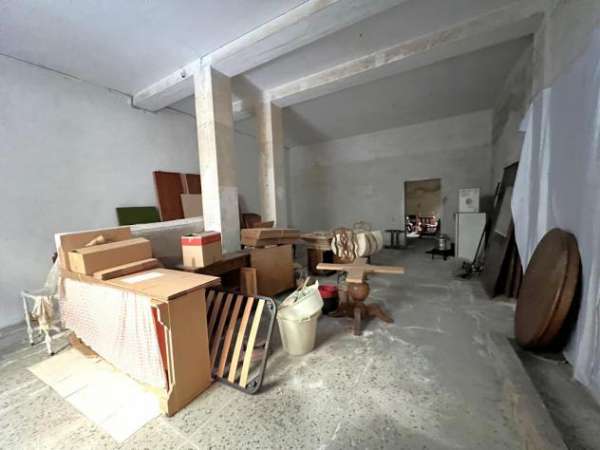 Foto Laboratorio in vendita a Cascina 150 mq  Rif: 1317562