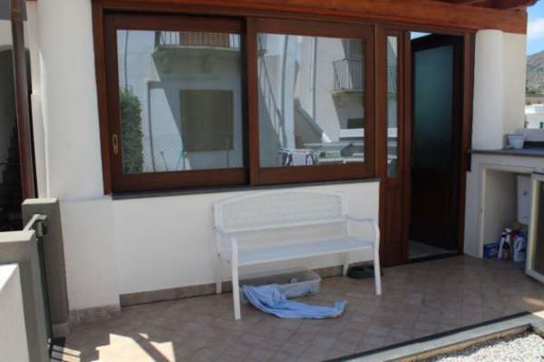 Foto Lipari, Isole Eolie Lipari.cod.ve 1003. Vendesi in complesso residenziale intere
