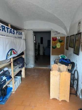 Foto Locale comm.le/Fondo in vendita a Calci 120 mq  Rif: 1287896