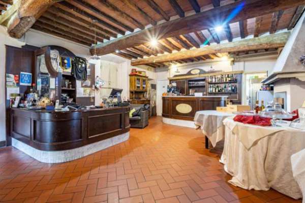 Foto Locale comm.le/Fondo in vendita a Castelmaggiore - Calci 360 mq  Rif: 1326807