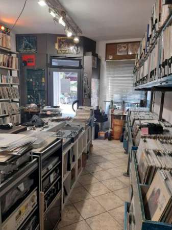 Foto Locale comm.le/Fondo in vendita a Pisa 60 mq  Rif: 1190269
