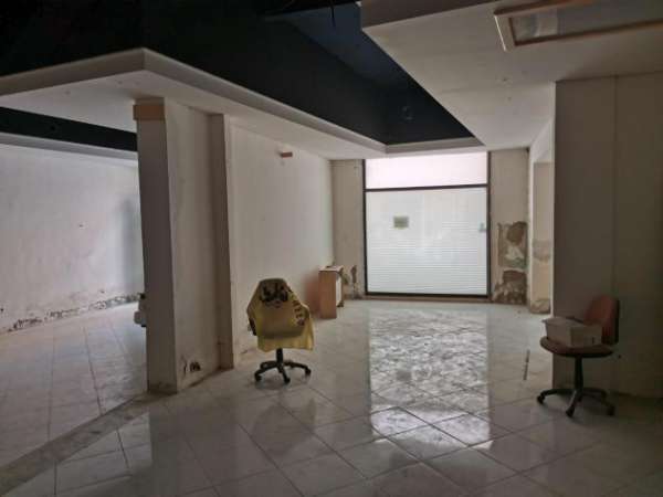 Foto Locale comm.le/Fondo in vendita a Poggibonsi 70 mq  Rif: 1085967
