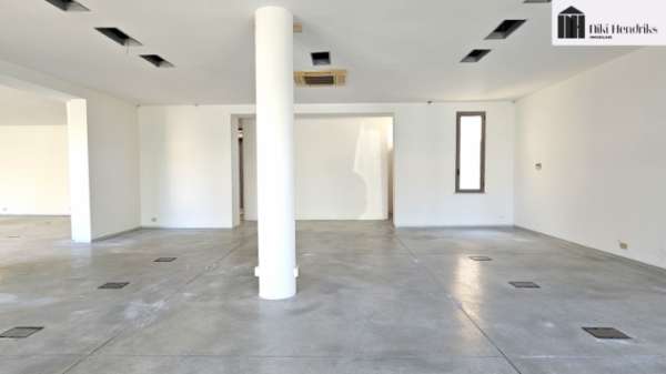Foto Locale comm.le/Fondo in vendita a Santa Croce sull'Arno 300 mq  Rif: 1328873