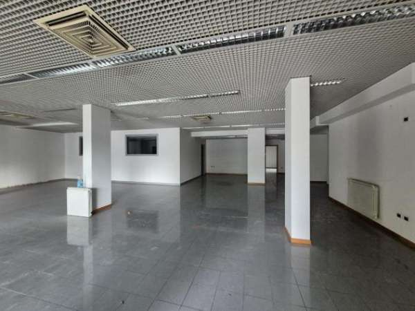 Foto Locale comm.le/Fondo in vendita a Santa Croce sull'Arno 400 mq  Rif: 1311425