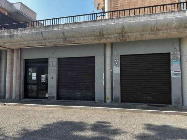 Foto Locale commerciale in Vendita in zona VASTO MARINA