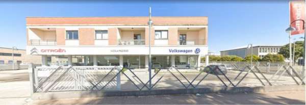 Foto LOCALE COMMERCIALE RIF. L1/2320