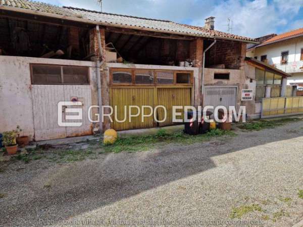 Foto Magazzini e locali di deposito di 100 mq  in vendita a Recetto - Rif. 4503917