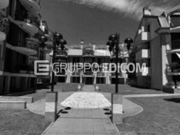 Foto Magazzini e locali di deposito di 121 mq  in vendita a Gallarate - Rif. 4516739