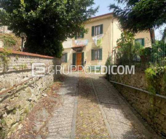 Foto Magazzini e locali di deposito in vendita a Reggello - Rif. 3534588