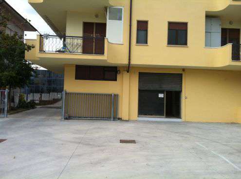 Foto magazzino - locale commerciale