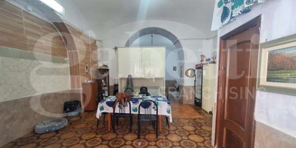 Foto Magazzino - Napoli . Rif.: Cod. rif 3229279VCG