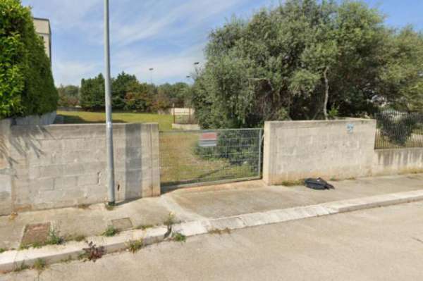 Foto Magazzino a Sulmona - Rif. 25663