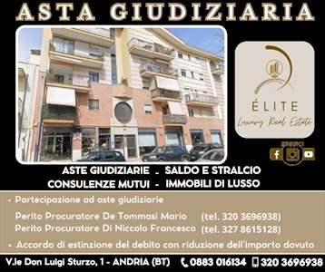 Foto Magazzino in Vendita, 1 Locale, 128 mq, Andria
