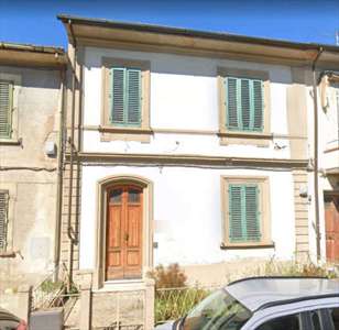 Foto Magazzino in Vendita, 2 Locali, 179 mq, Empoli