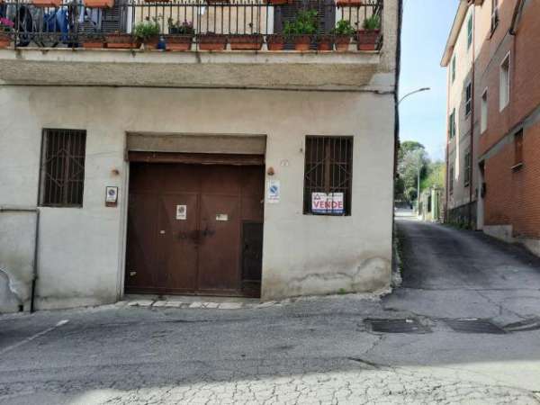 Foto Magazzino in vendita a Morlupo